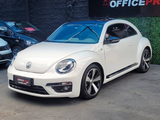 VOLKSWAGEN FUSCA 2.0 TSI 16V R-LINE GASOLINA 2P AUTOMÁTICO VOLKSWAGEN FUSCA 2.0 TSI 16V R-LINE GASOLINA 2P AUTOMÁTICO